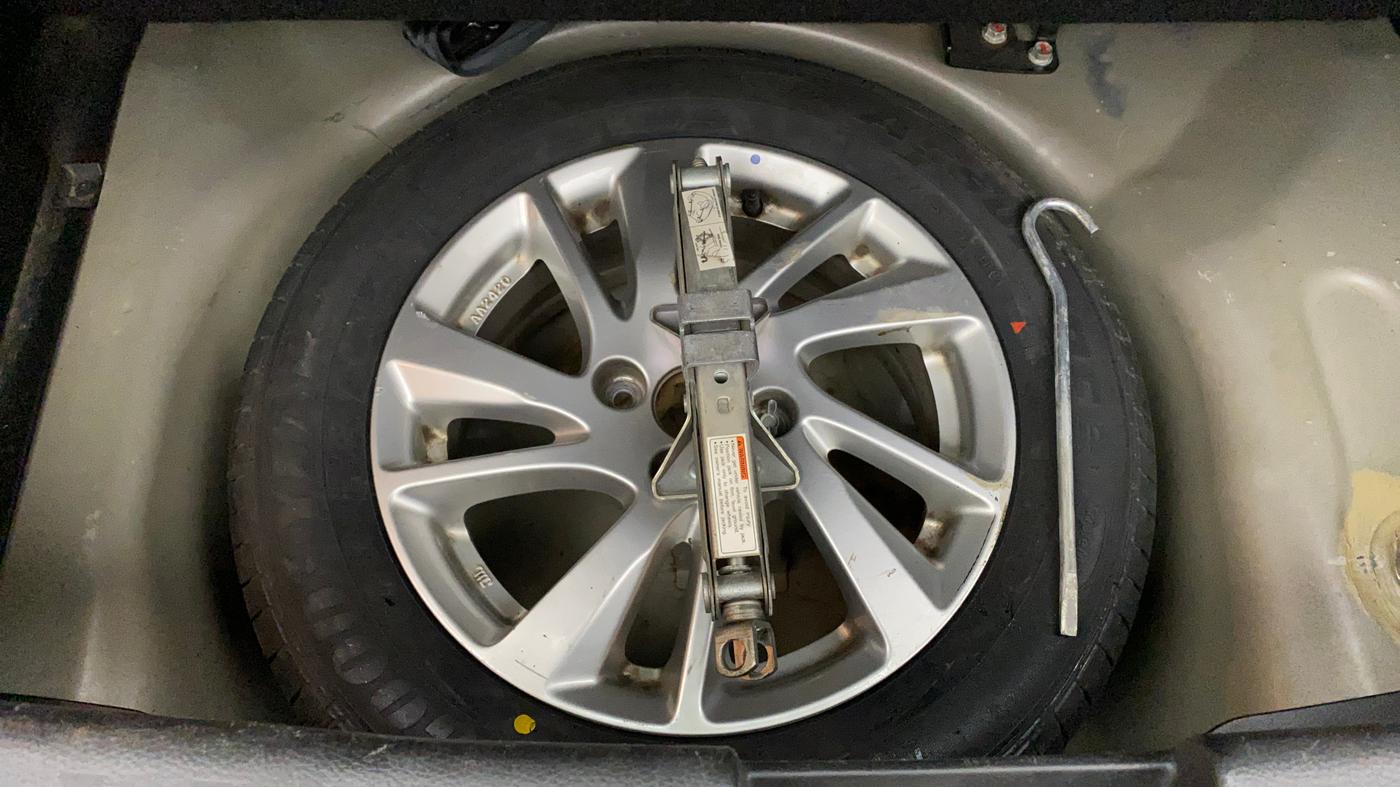 2014 Maruti Swift ZXI, Petrol, Manual, 54,596 km, Spare Tyre