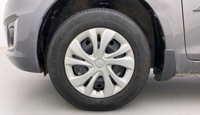 2017 Maruti Swift VXI, Petrol, Manual, 26,505 km, Left Front Wheel