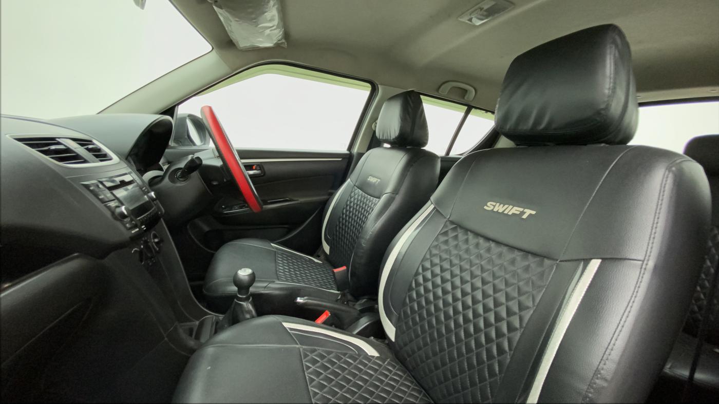 2017 Maruti Swift VXI, Petrol, Manual, 26,505 km, Right Side Front Door Cabin