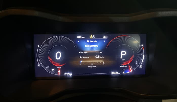 2024 Mahindra XUV 3XO AX5 1.2 L TCMPFI AT, Petrol, Automatic, 31,685 km, Odometer Image