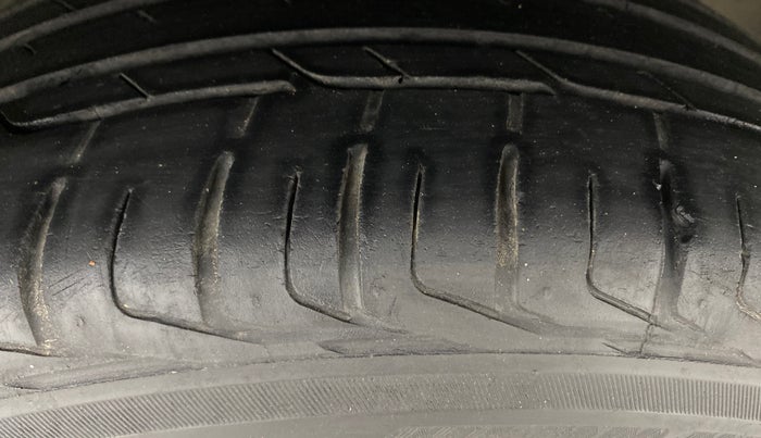 2021 Tata NEXON XZA PLUS PETROL, Petrol, Automatic, 52,923 km, Right Front Tyre Tread