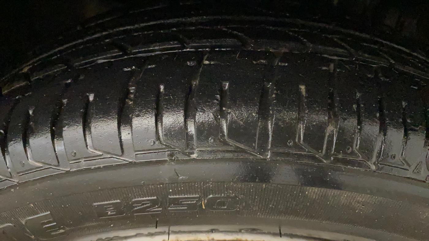2022 Tata Tiago XM CNG, CNG, Manual, 19,250 km, Right Front Tyre Tread