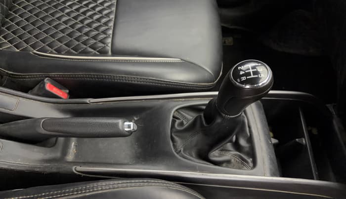 2022 Maruti Baleno DELTA PETROL 1.2, Petrol, Manual, 55,024 km, Gear Lever