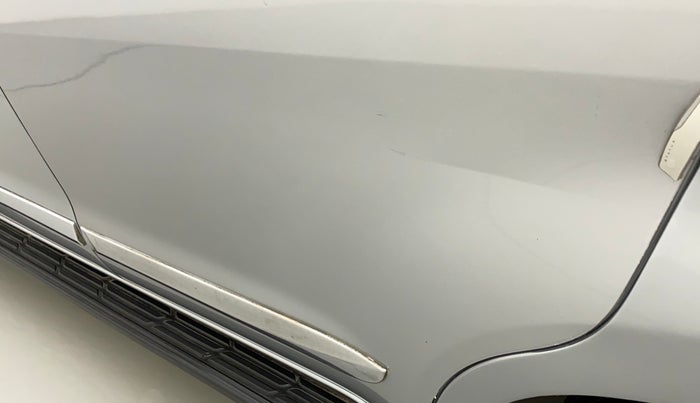 2019 Toyota Innova Crysta 2.8 ZX AT 7 STR, Diesel, Automatic, 90,337 km, Rear left door - Minor scratches