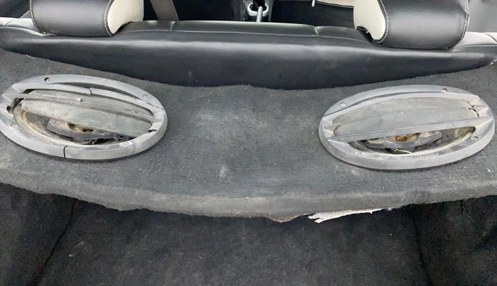 2011 Maruti Swift VDI, Diesel, Manual, 1,19,638 km, Infotainment system - Rear speakers missing / not working