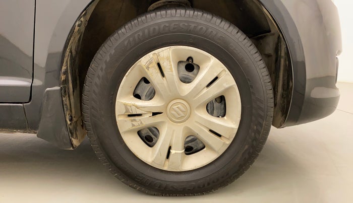2011 Maruti Swift VDI, Diesel, Manual, 1,19,638 km, Right Front Wheel