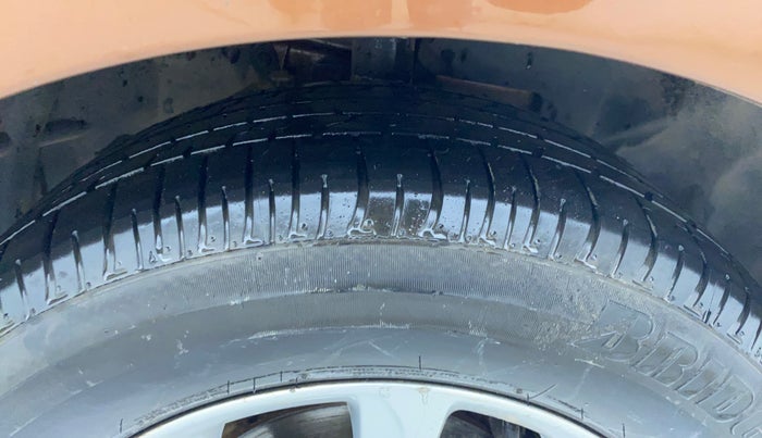2018 Ford Ecosport TITANIUM 1.5L PETROL, Petrol, Manual, 1,44,348 km, Right Front Tyre Tread