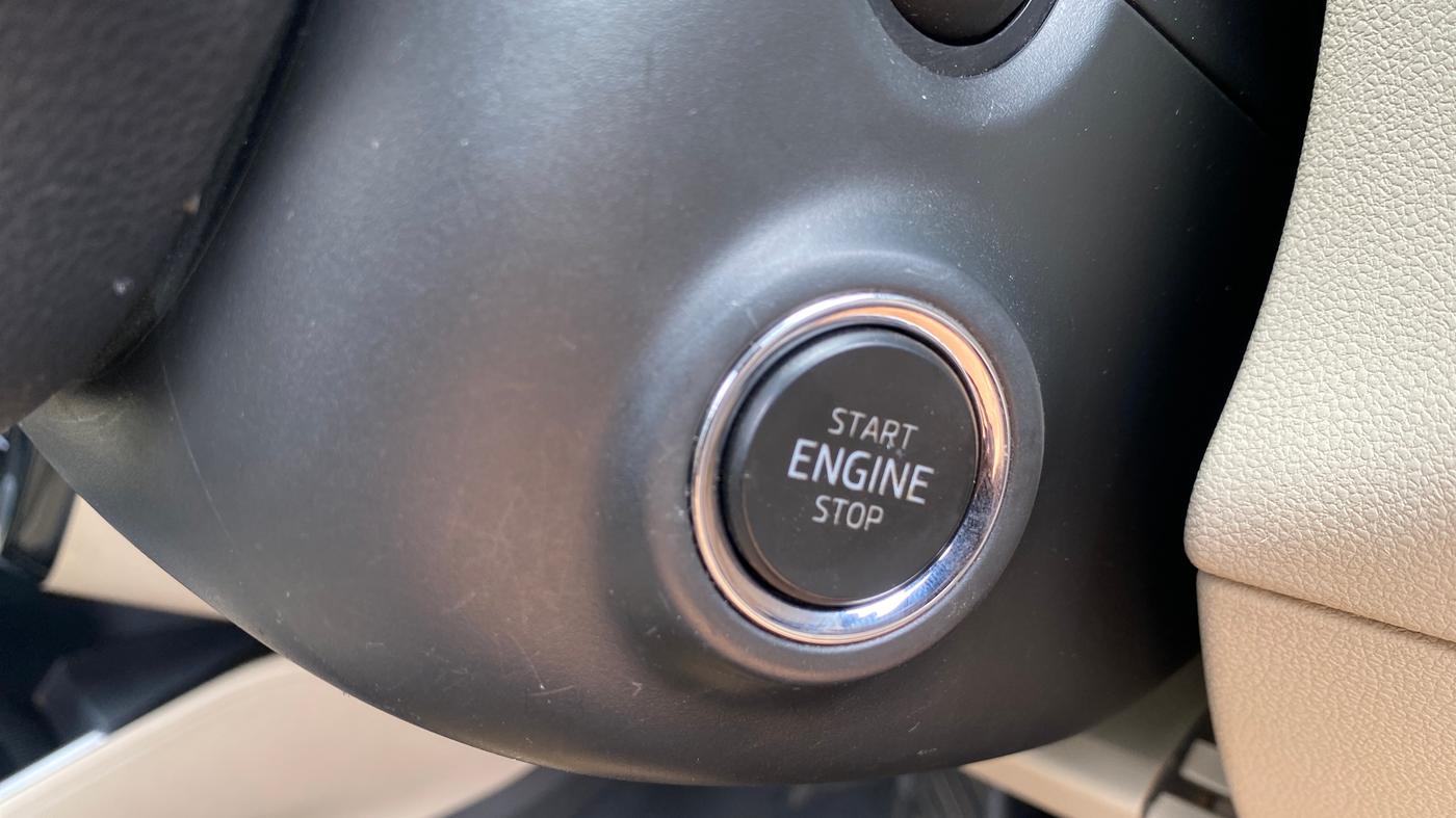 2023 Skoda SLAVIA STYLE 1.5L TSI DSG, Petrol, Automatic, 77,057 km, Keyless Start/ Stop Button
