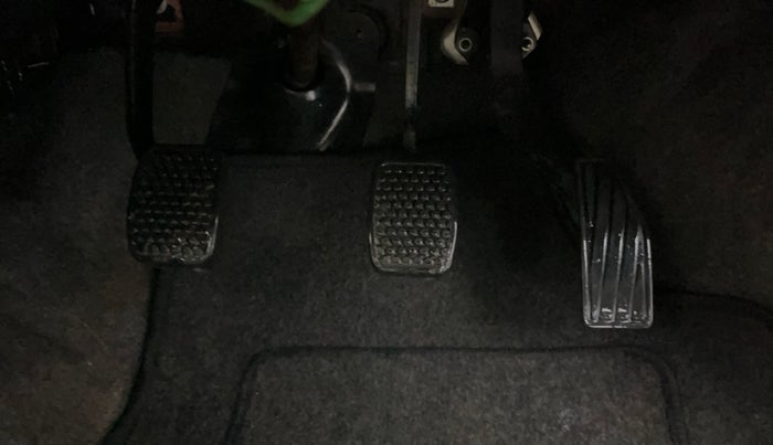 2015 Maruti Alto K10 LXI CNG, CNG, Manual, 50,747 km, Pedals