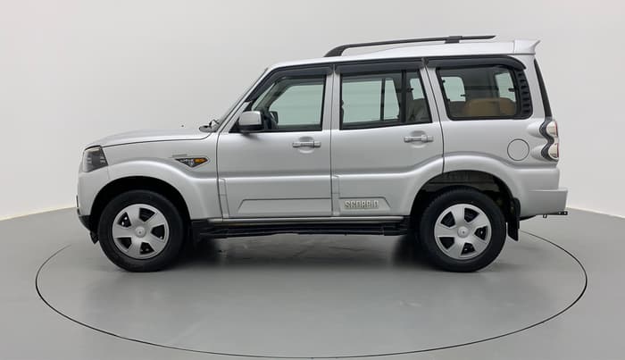 2016 Mahindra Scorpio S6 PLUS, Diesel, Manual, 47,160 km, Left Side