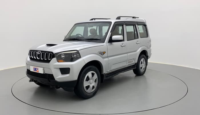 2016 Mahindra Scorpio S6 PLUS, Diesel, Manual, 47,160 km, Left Front Diagonal
