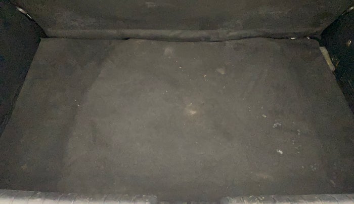 2022 Hyundai NEW I20 SPORTZ 1.5 MT, Diesel, Manual, 66,745 km, Boot Inside