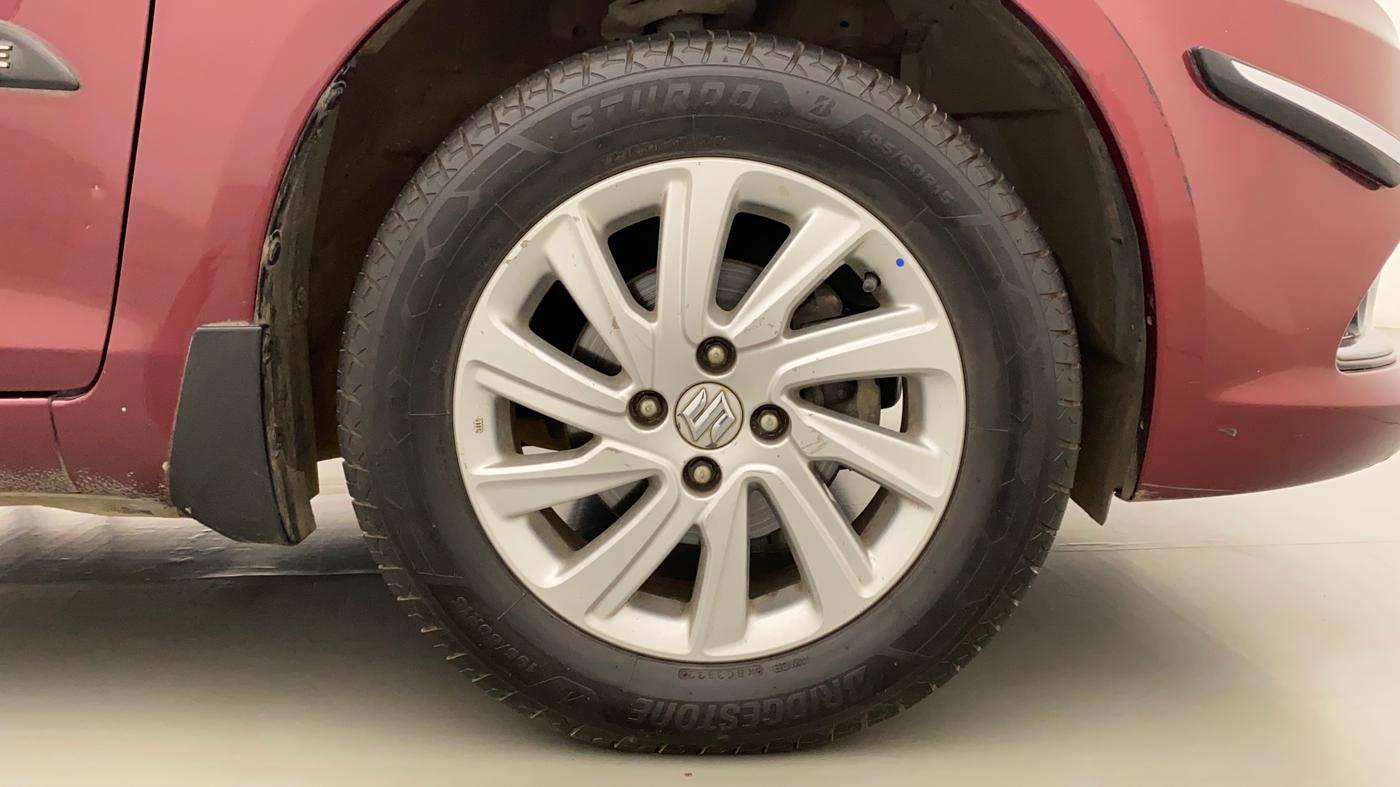 2017 Maruti Swift Dzire ZDI AMT, Diesel, Automatic, 88,411 km, Right Front Wheel