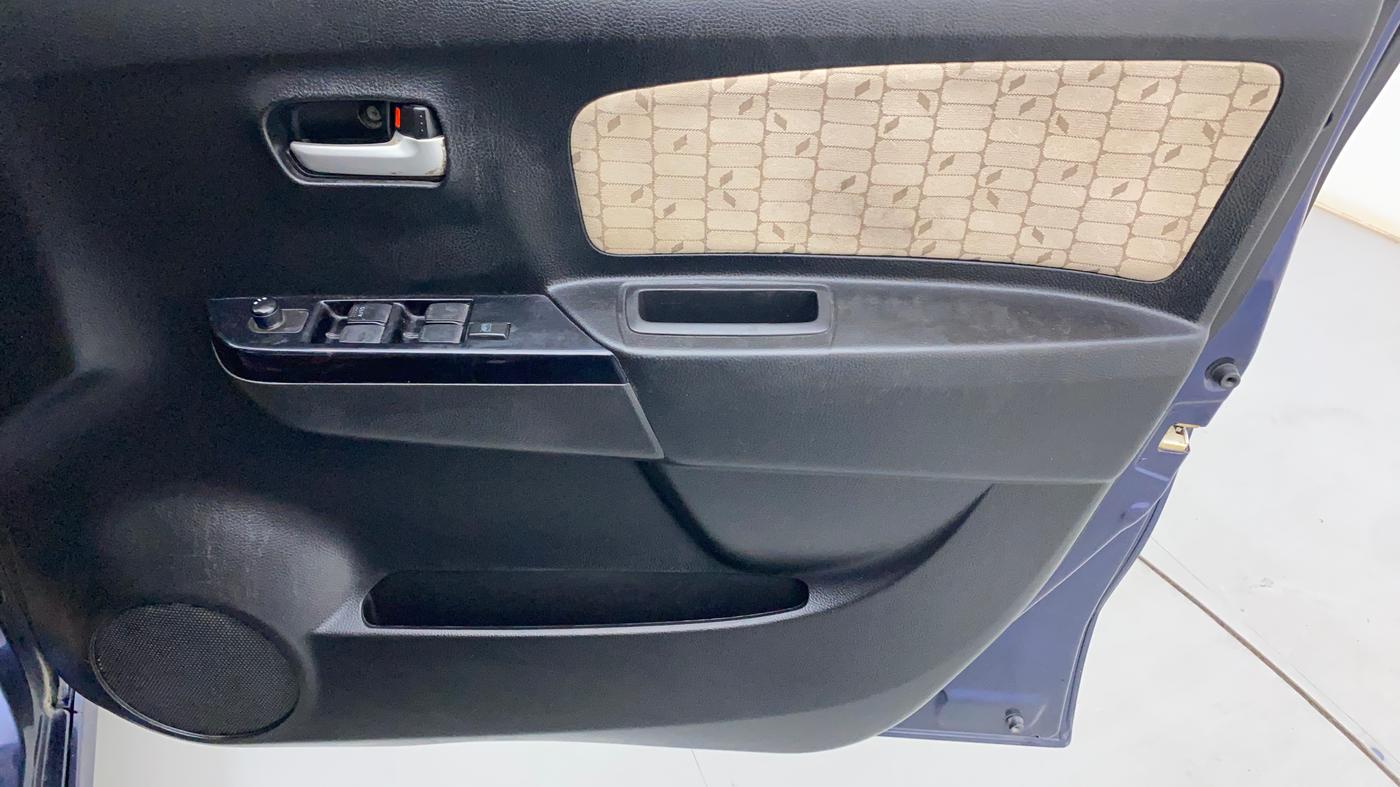 2017 Maruti Wagon R 1.0 VXI+ (O) MT, Petrol, Manual, 42,803 km, Driver Side Door Panels Control