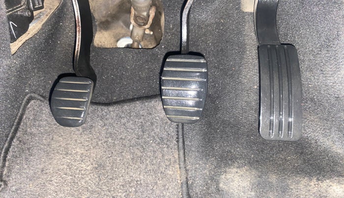 2015 Renault Duster 85 PS RXL DIESEL, Diesel, Manual, 98,396 km, Pedals