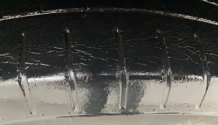 2018 Maruti Swift ZXI, Petrol, Manual, 60,100 km, Left Front Tyre Tread