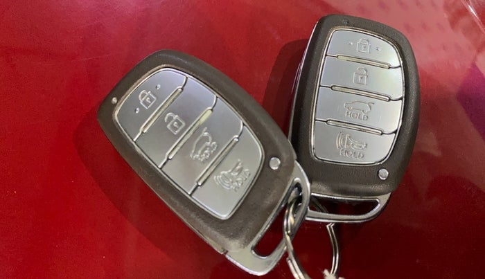 2022 Hyundai NEW I20 ASTA(O) 1.5 CRDI DUAL TONE, Diesel, Manual, 60,063 km, Key Close Up