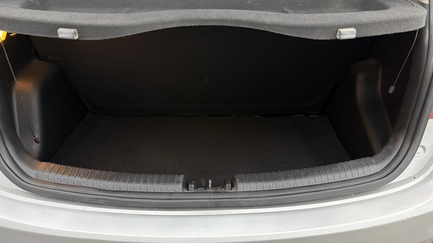2016 Hyundai Grand i10 ASTA AT 1.2 KAPPA VTVT, Petrol, Automatic, 65,031 km, Boot Inside