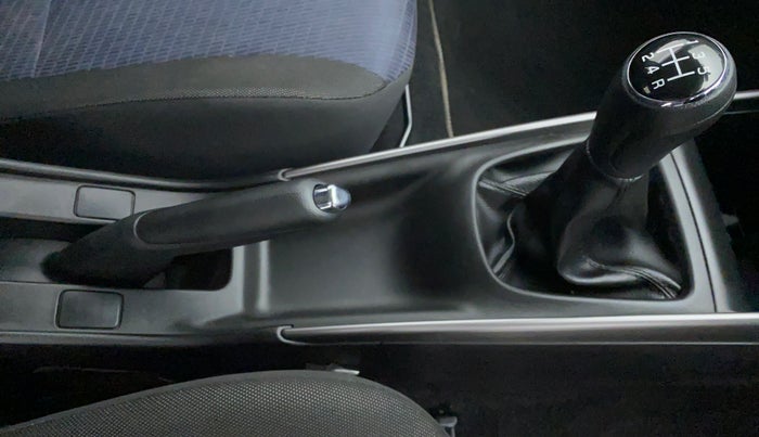 2020 Toyota Glanza G MT PETROL, Petrol, Manual, 490 km, Gear Lever
