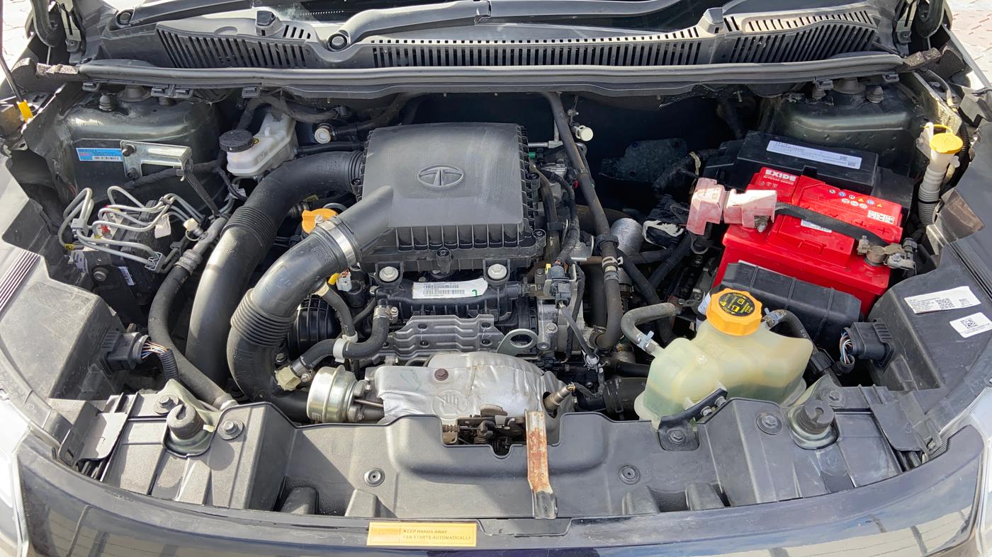 2022 Tata NEXON XM PLUS SUNROOF PETROL, Petrol, Manual, 26,409 km, Engine View