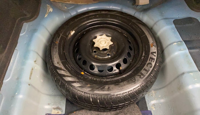 2017 Hyundai Xcent SX 1.2, Petrol, Manual, 90,336 km, Spare Tyre