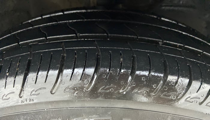 2019 Maruti Baleno DELTA 1.2 K12, Petrol, Manual, 11,455 km, Right Front Tyre Tread