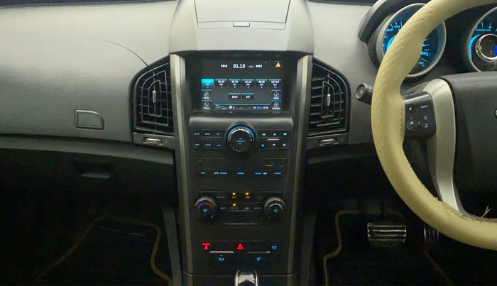 2017 Mahindra XUV500 W10 AT, Diesel, Automatic, 85,889 km, Air Conditioner