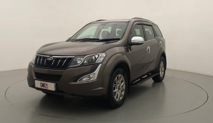 2017 Mahindra XUV500 W10 AT, Diesel, Automatic, 85,889 km, Left Front Diagonal
