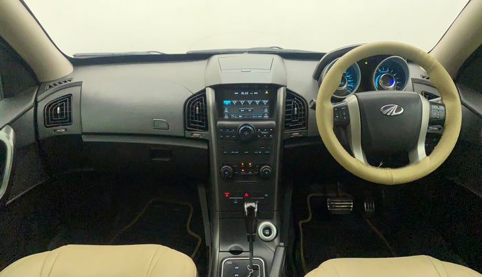 2017 Mahindra XUV500 W10 AT, Diesel, Automatic, 85,889 km, Dashboard