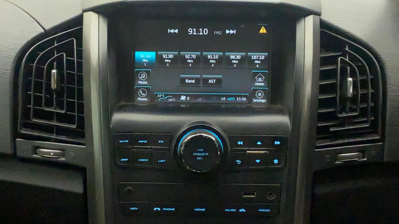 2017 Mahindra XUV500 W10 AT, Diesel, Automatic, 85,889 km, Infotainment System