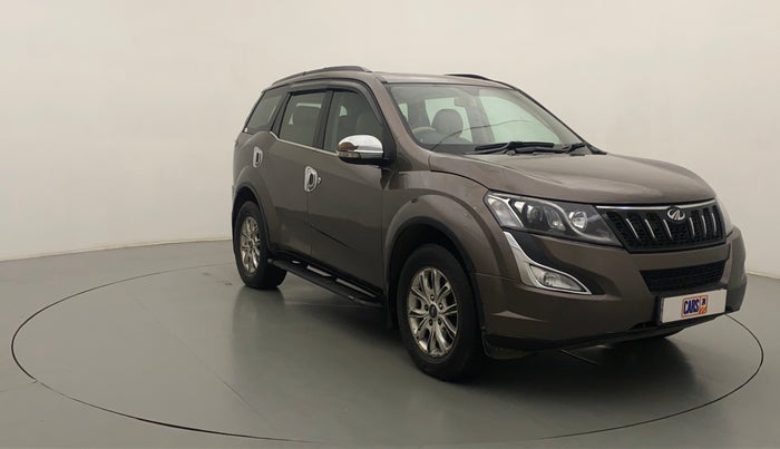 2017 Mahindra XUV500 W10 AT, Diesel, Automatic, 85,889 km, Right Front Diagonal