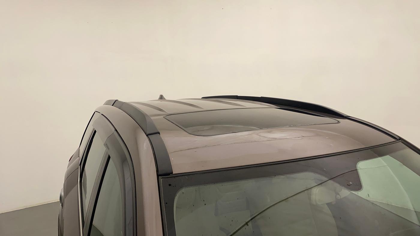 2017 Mahindra XUV500 W10 AT, Diesel, Automatic, 85,889 km, Roof