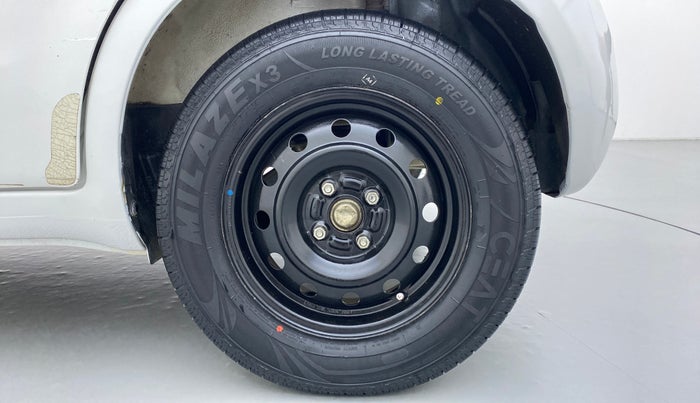 2012 Maruti Ritz VDI, Diesel, Manual, 74,091 km, Left Rear Wheel