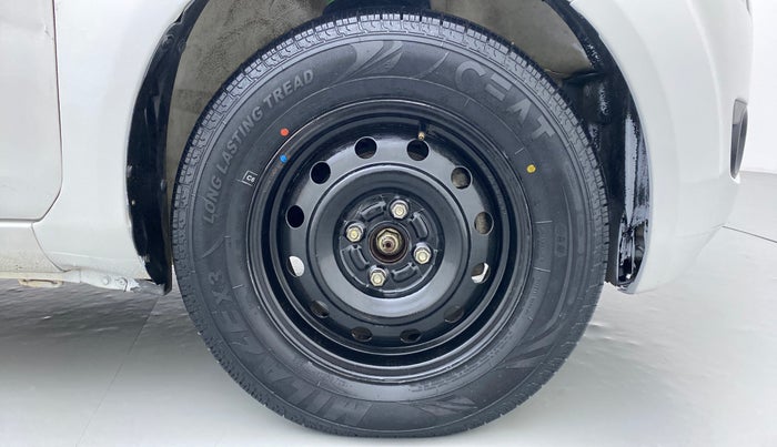 2012 Maruti Ritz VDI, Diesel, Manual, 74,091 km, Right Front Wheel