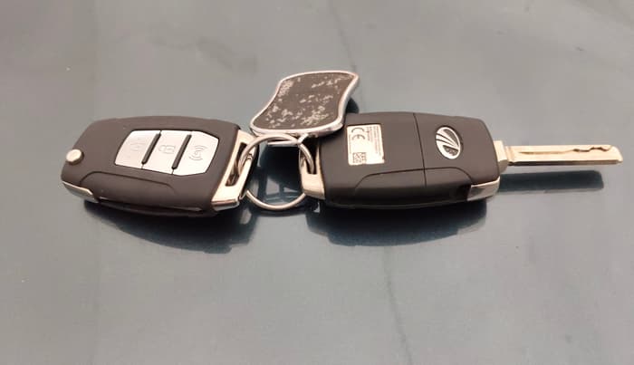 2019 Mahindra XUV300 W6 1.2 PETROL, Petrol, Manual, 91,916 km, Key Close Up