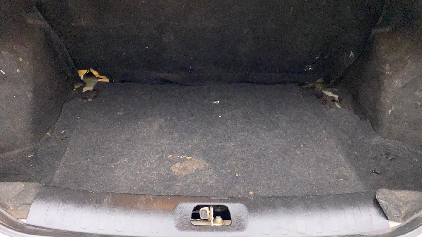 2014 Maruti Swift Dzire VXI AT, Petrol, Automatic, 47,864 km, Boot Inside