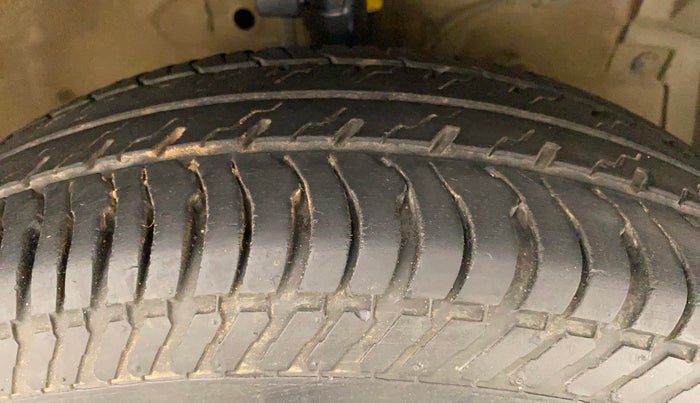 2014 Maruti Swift Dzire VXI AT, Petrol, Automatic, 47,864 km, Right Front Tyre Tread