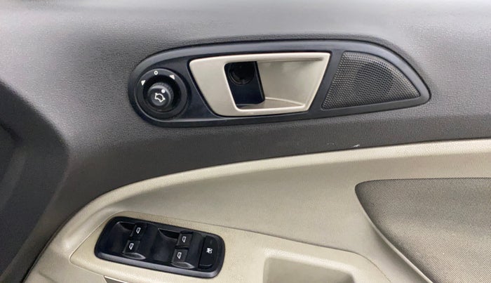 2013 Ford Ecosport TITANIUM 1.5L DIESEL, Diesel, Manual, 1,27,455 km, Driver Side Door Panels Control