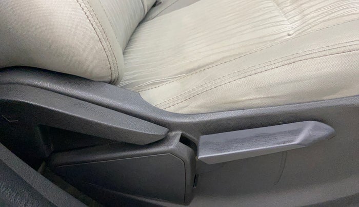 2013 Ford Ecosport TITANIUM 1.5L DIESEL, Diesel, Manual, 1,27,455 km, Driver Side Adjustment Panel