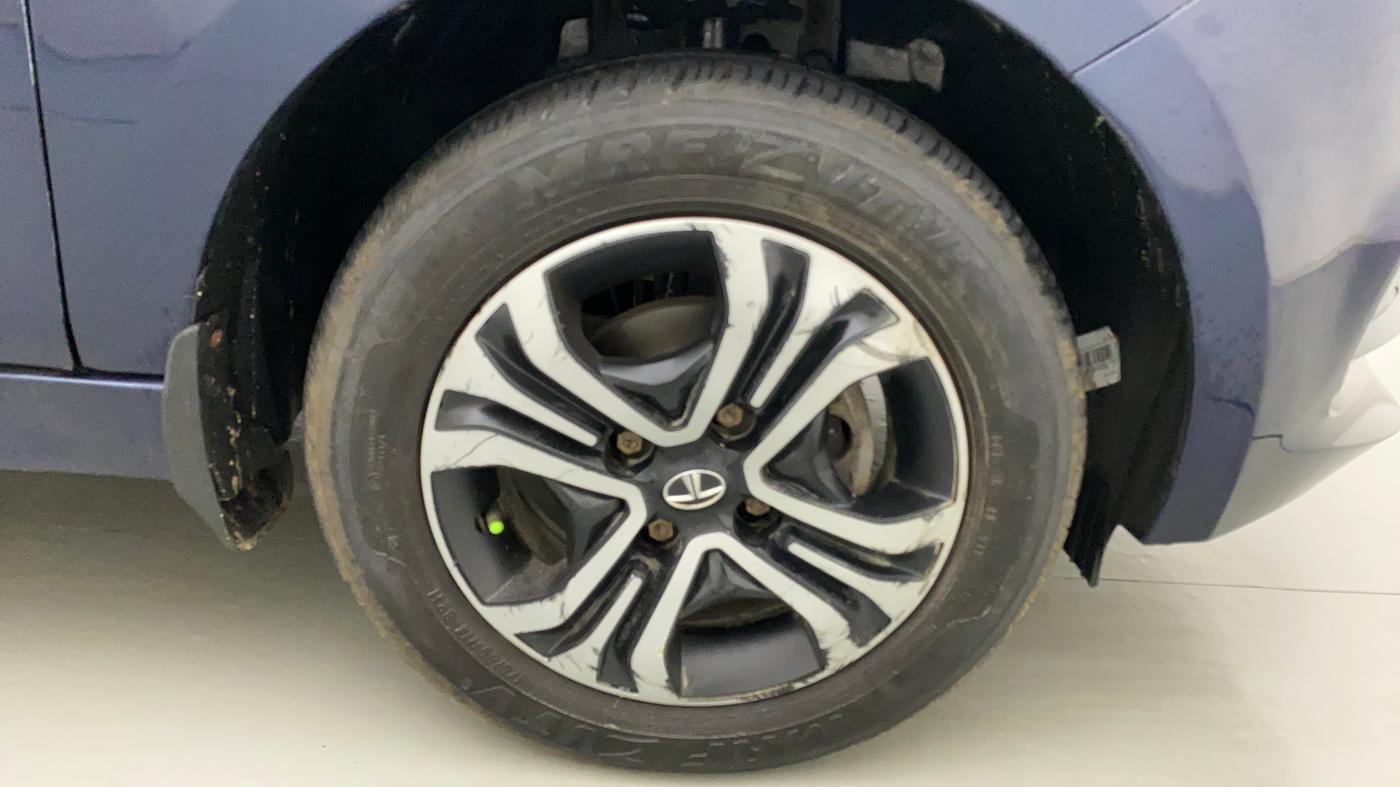 2022 Tata TIGOR XZ PLUS CNG, CNG, Manual, 24,939 km, Right Front Wheel