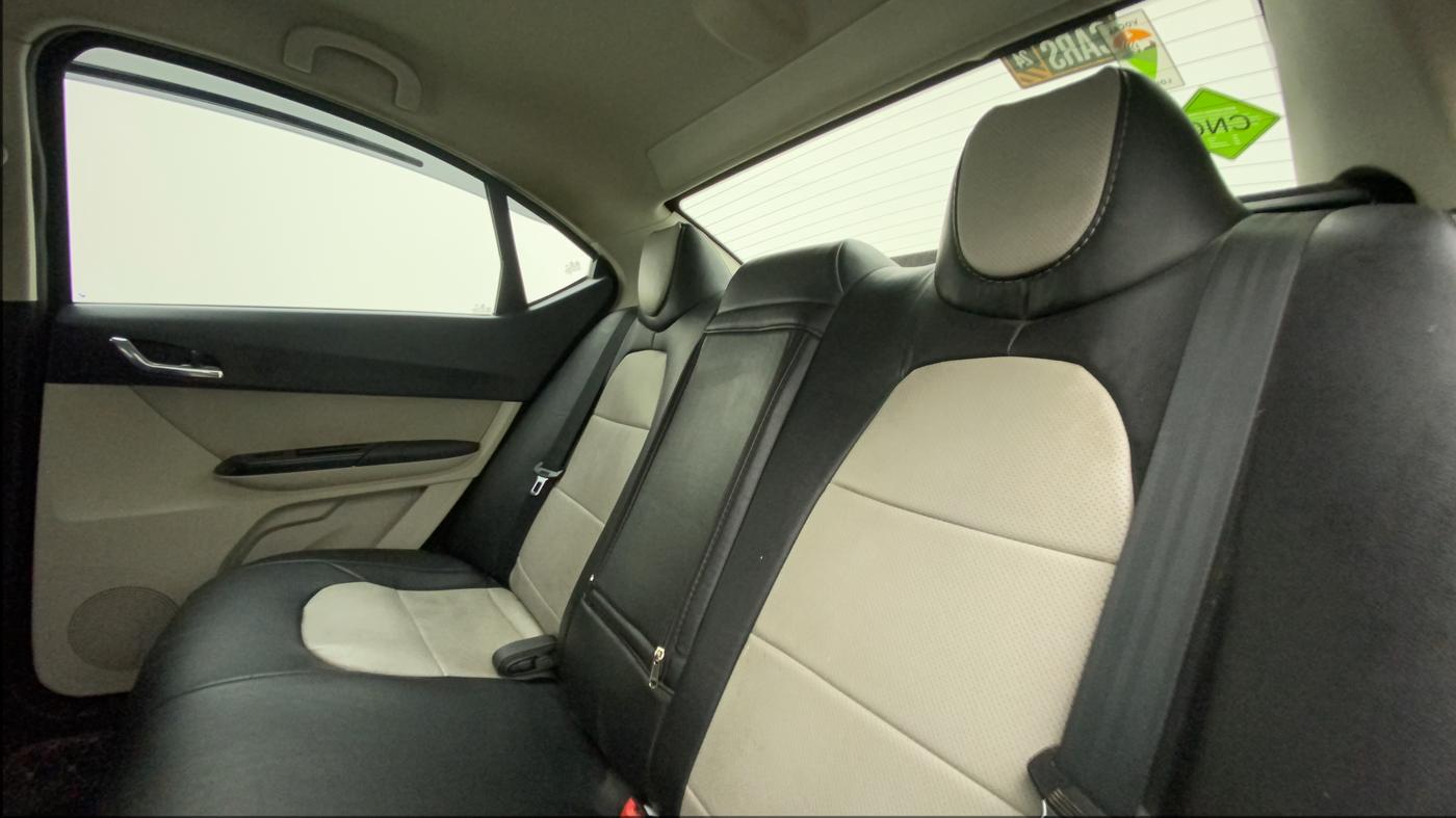 2022 Tata TIGOR XZ PLUS CNG, CNG, Manual, 24,939 km, Right Side Rear Door Cabin