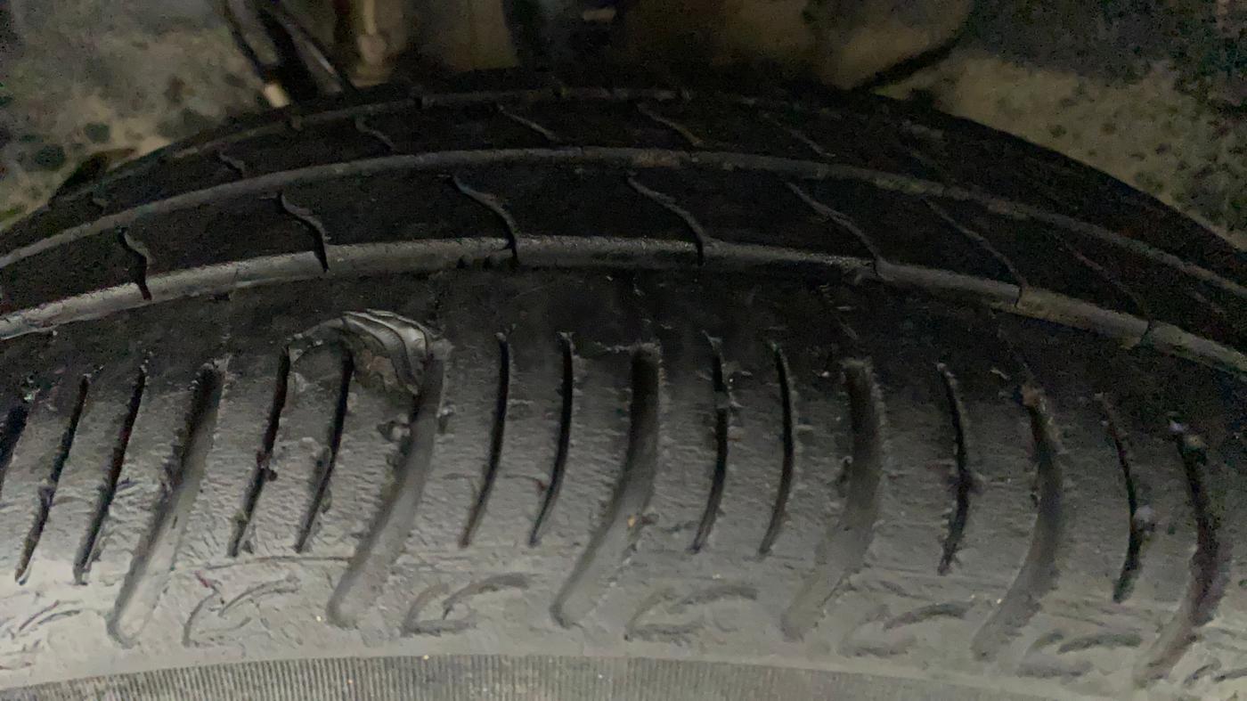 2022 Tata TIGOR XZ PLUS CNG, CNG, Manual, 24,939 km, Left Front Tyre Tread