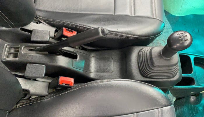 2020 Maruti Eeco 5 STR WITH A/C+HTR, Petrol, Manual, 39,165 km, Gear Lever