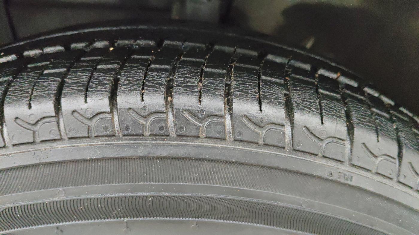 2022 Hyundai NEW SANTRO SPORTZ AMT, Petrol, Automatic, 13,210 km, Left Front Tyre Tread