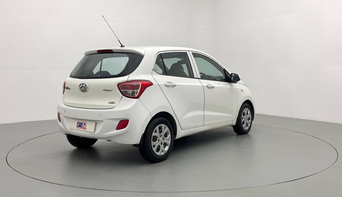 2015 Hyundai Grand i10 MAGNA 1.2 KAPPA VTVT, Petrol, Manual, 50,980 km, Right Back Diagonal