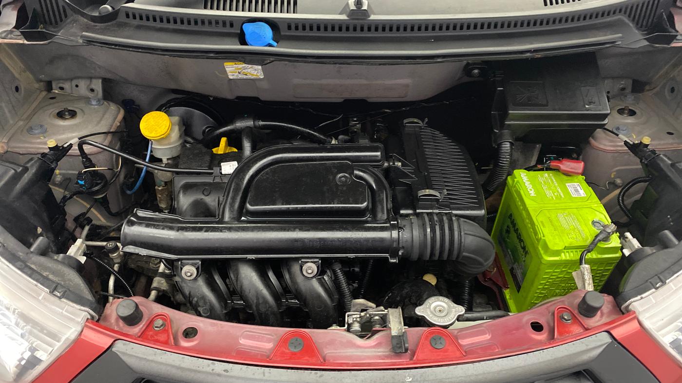 2018 Datsun Redi Go T(O) 1.0 AMT, Petrol, Automatic, 79,697 km, Engine View