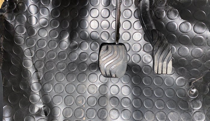 2018 Datsun Redi Go T(O) 1.0 AMT, Petrol, Automatic, 79,697 km, Pedals