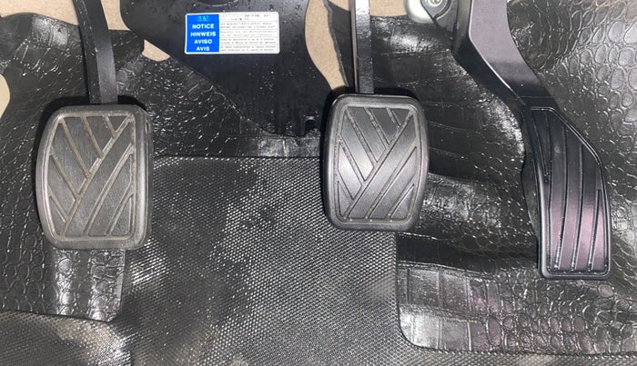 2021 Maruti Ciaz ALPHA 1.5 SHVS PETROL, Petrol, Manual, 26,129 km, Pedals