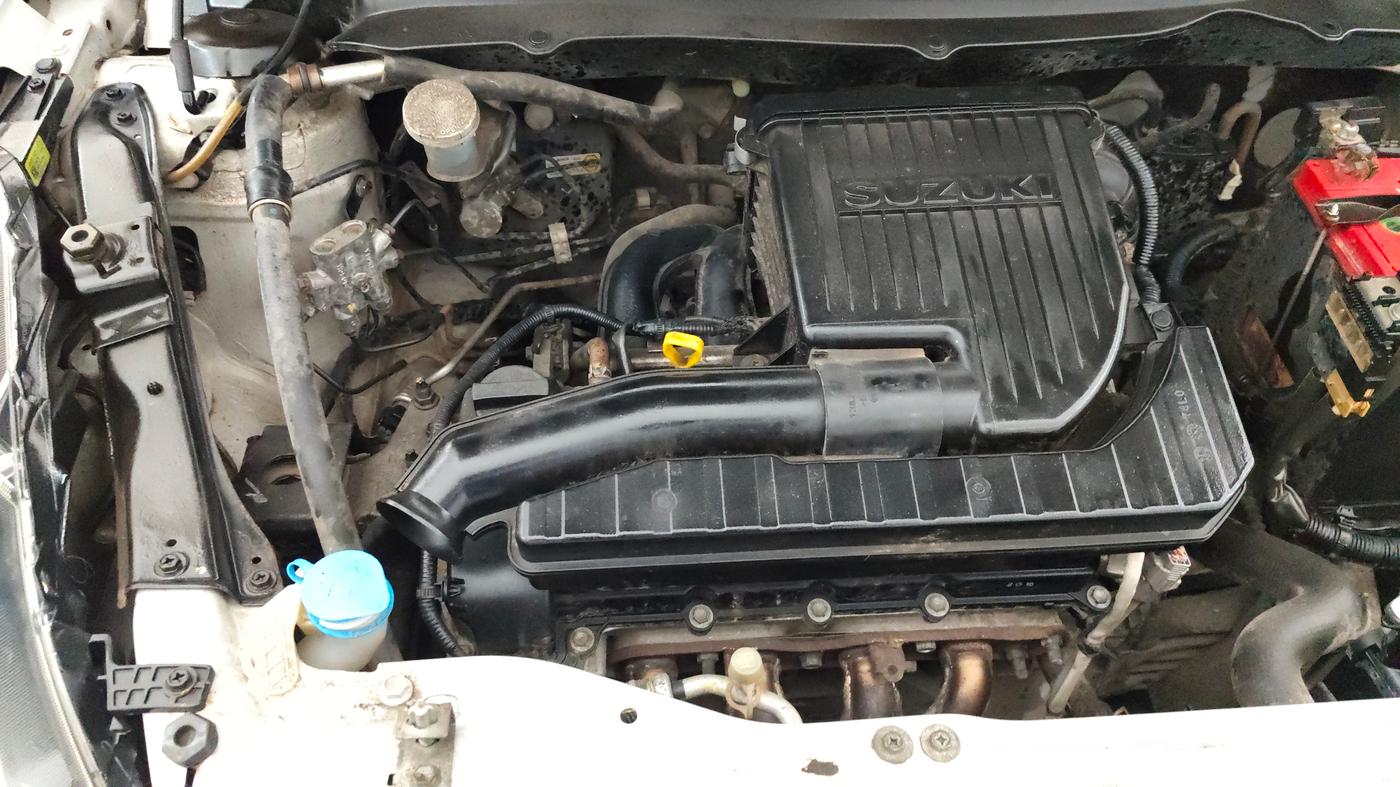 2016 Maruti Swift VXI, Petrol, Manual, 90,211 km, Engine View - Right