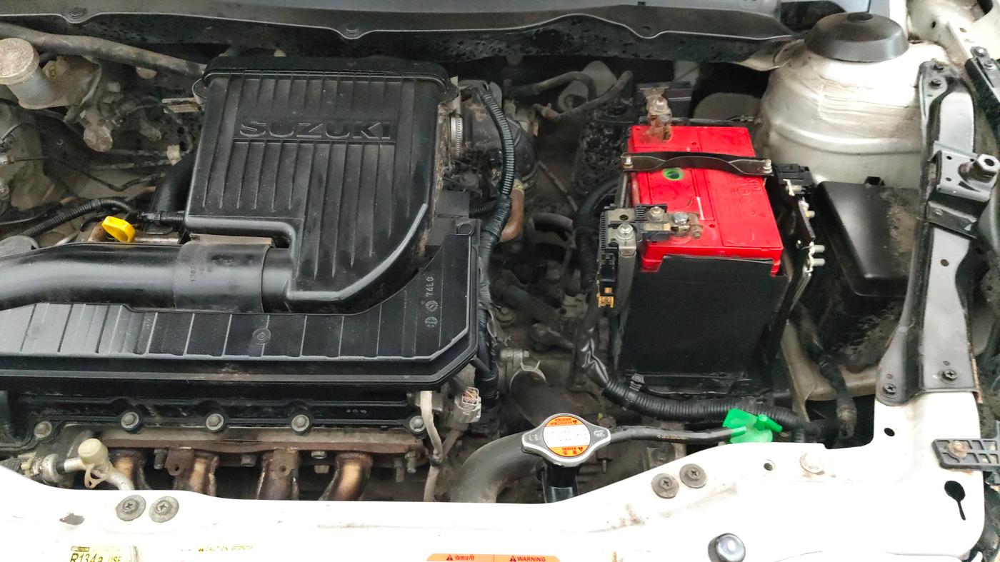 2016 Maruti Swift VXI, Petrol, Manual, 90,211 km, Engine View - Left